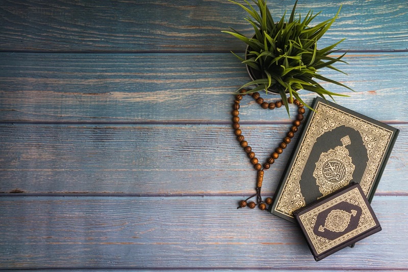 ختم قرآن گروهی پرستاران در ماه مبارک رمضان